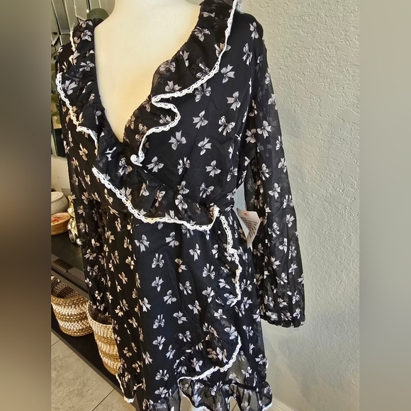 Miss Selfridge Bow Ruffle Black Dress - Picture 4 of 7